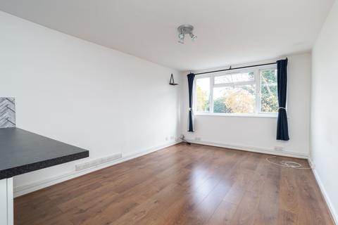 1 bedroom apartment to rent, Park Hill, Carshalton SM5