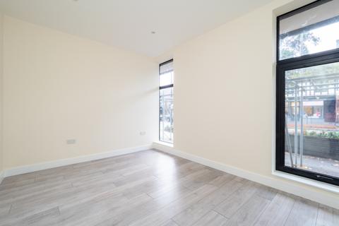 2 bedroom apartment to rent, Ewell Road, Sutton SM3