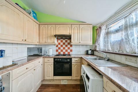 3 bedroom terraced house for sale, Bond Road, Mitcham CR4