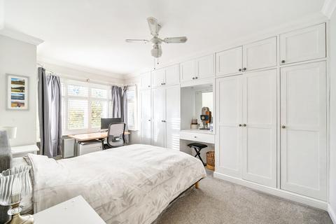 37 Albert Road, Mitcham, CR4 4AL