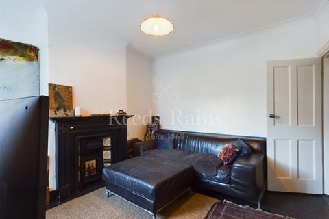 42 Mayfield Road, Belvedere, DA17 6DX