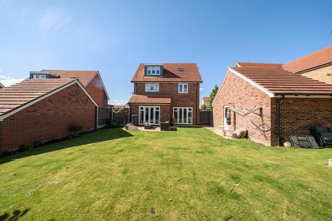 4 bedroom detached house for sale, Hills Drive, Saffron Walden CB11