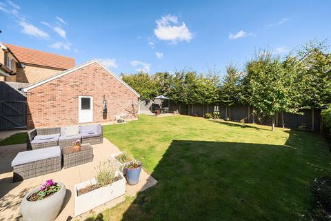 4 bedroom detached house for sale, Hills Drive, Saffron Walden CB11