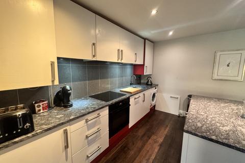 2 bedroom apartment to rent, Brearley Lane, Halifax HX2