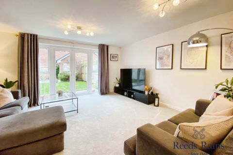 3 bedroom semi-detached house for sale, Gatekeeper Close, Cheshire CW11