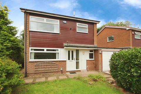 3 bedroom detached house to rent, Butterwood Close, West Yorkshire HD4