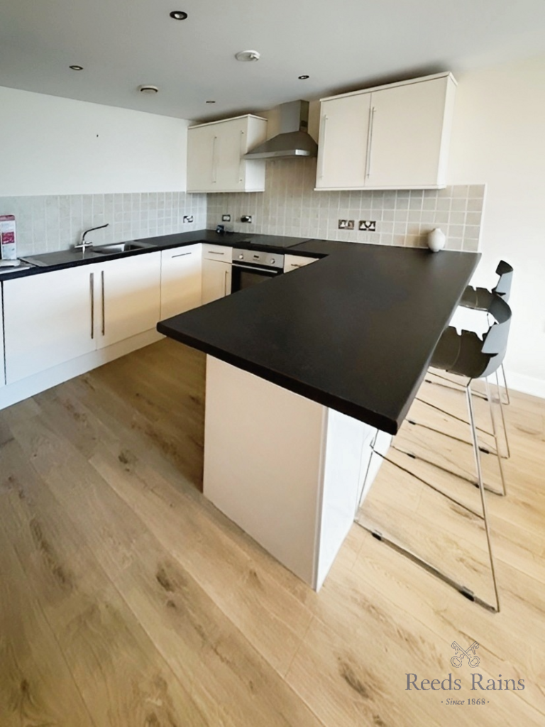Apartment in Merseyside - More