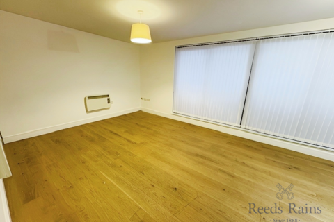 2 bedroom apartment to rent, Portside House Duke Street, Liverpool L1