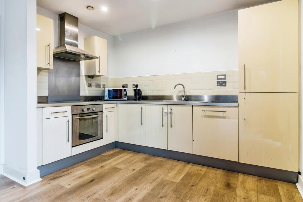 Apartment in Manchester - View 3