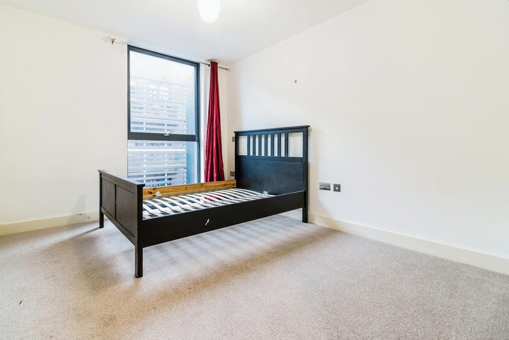 Apartment in Manchester - View 5