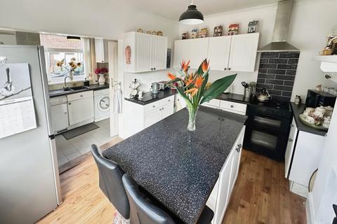 3 bedroom semi-detached house for sale, Eltham Gardens, Staffordshire ST5