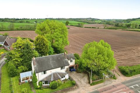 4 bedroom detached house for sale, Main Road, Crewe CW3