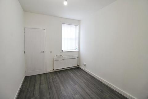 2 bedroom end of terrace house to rent, Pitt Street, Merseyside WA9