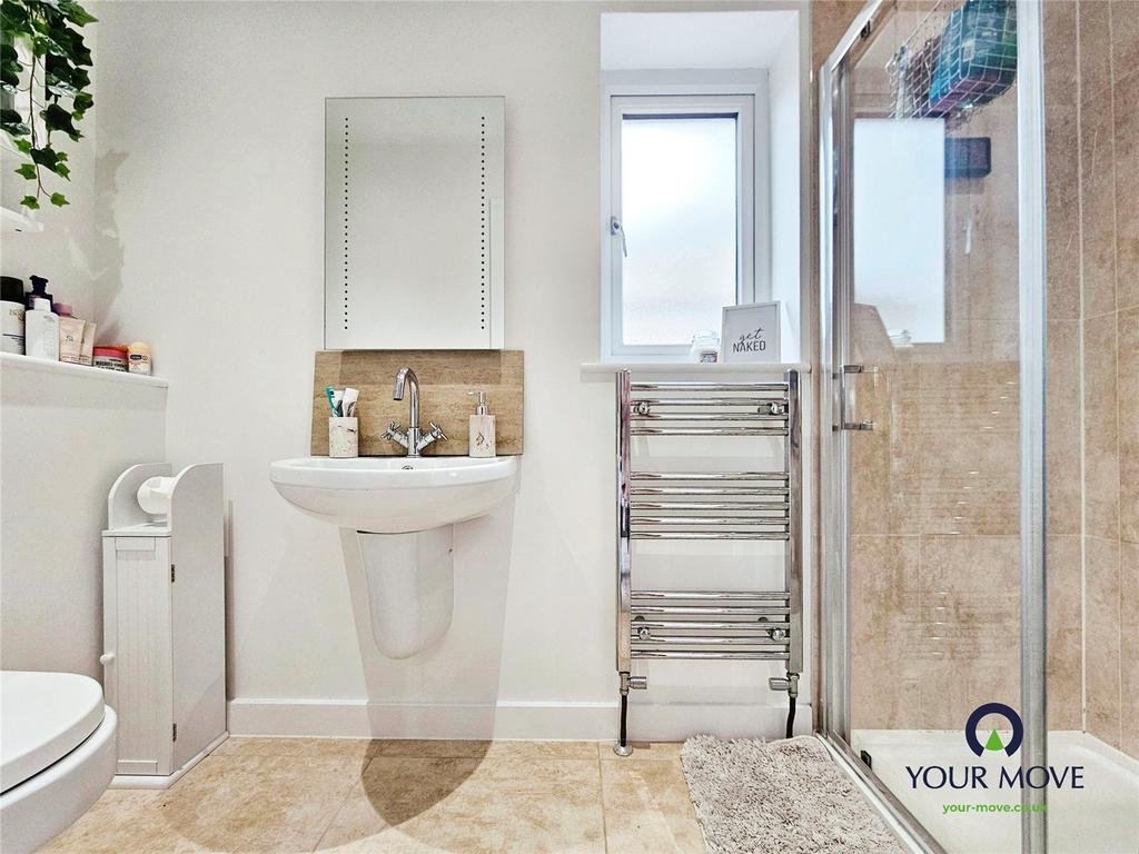 Ensuite Shower/Wc