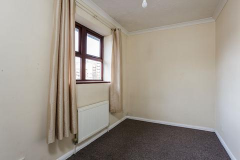 2 bedroom flat to rent, Beehive Walk, Portsmouth PO1