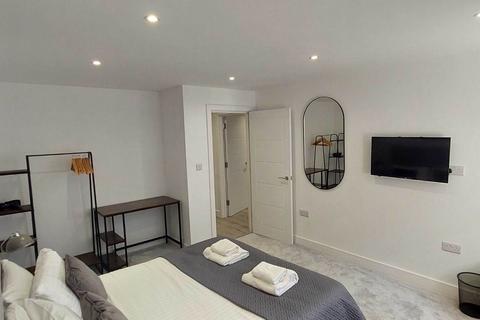 1 bedroom apartment to rent, GU15 Aspen Court 02