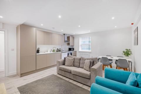 undefined, GU15 Aspen Court 04