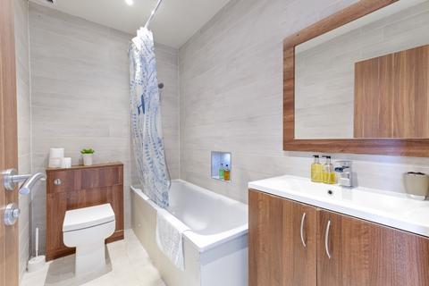 4 bedroom semi-detached house to rent, SL Reet Gdns 34