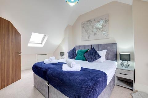 undefined, SL Reet Gdns 38