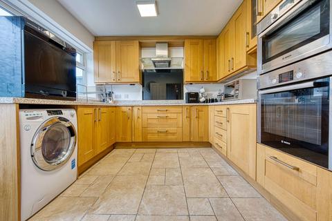 3 bedroom semi-detached house to rent, WS10 Hobs 13