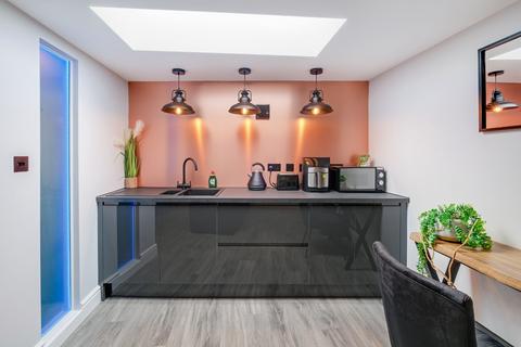 undefined, UB6 Stanley Ave 61