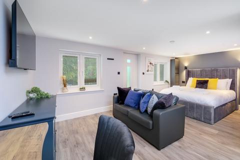 undefined, UB6 Stanley Ave 61