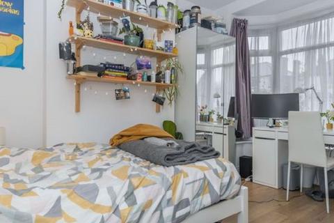 6 bedroom house to rent, Birmingham B29