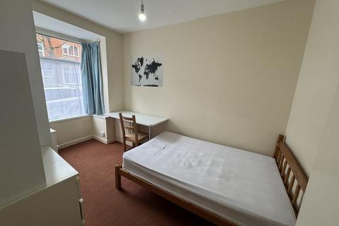 4 bedroom house to rent, Birmingham B29