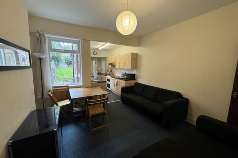 5 bedroom house share to rent, Birmingham B29