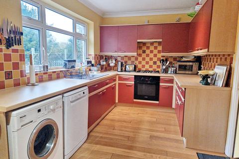 5 bedroom semi-detached house for sale, Cross Way Rochester