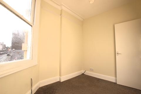 2 bedroom apartment to rent, Flat for Available Now - 2A Henwick Road, Worcester