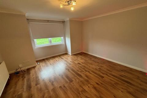 2 bedroom flat to rent, Lochranza Court, Carfin, Motherwell