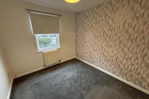 2 bedroom flat to rent, Lochranza Court, Carfin, Motherwell