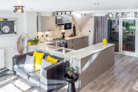 9 The Ropery, Lincoln, LN1 1EL
