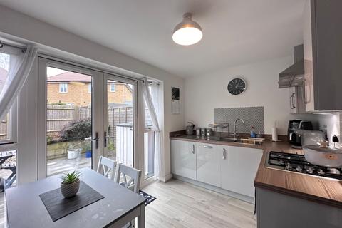 2 bedroom end of terrace house for sale, Winder Place, Aylesham, Canterbury, Kent, CT3