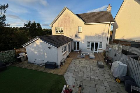 6 bedroom detached house to rent, Milne Drive, Redding, Falkirk