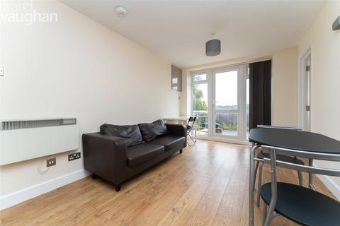 1 bedroom flat to rent, Wolverstone Drive, East Sussex BN1