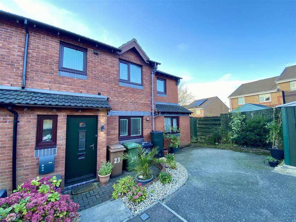 Fern close, plympton, plymouth pl7 2 je