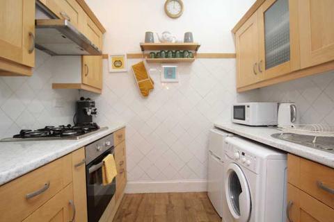 2 bedroom flat for sale, 2/2, 26 John Street, Helensburgh G84 8BA