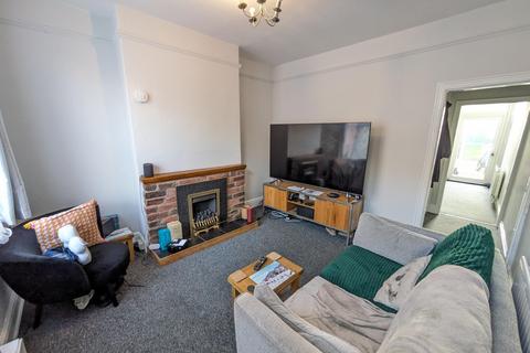 3 bedroom terraced house to rent, Edward Street, Grantham, NG31