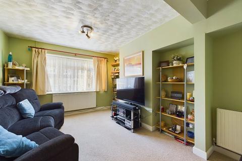 3 bedroom semi-detached house for sale, Savernake Road, Gloucester, Gloucestershire, GL4