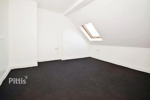 2 bedroom flat to rent, High Street Newport PO30