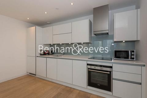 2 bedroom apartment to rent, Yabsley Street, Canary Wharf E14