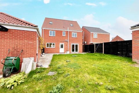 5 bedroom detached house for sale, Barleycorn Way, Beck Row IP28