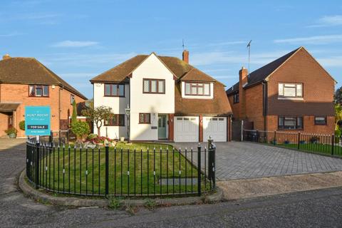 5 bedroom detached house for sale, Sharnbrook, North Shoebury, Shoeburyness, Essex, SS3