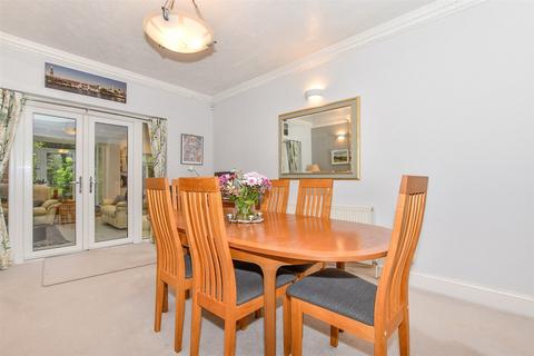 4 bedroom detached house for sale, Maidstone Road, Chatham, Kent