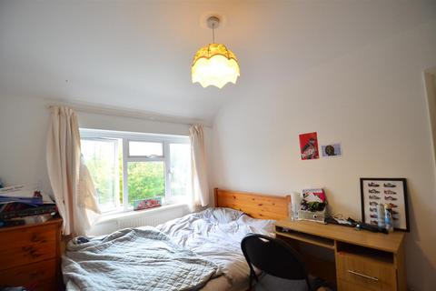 3 bedroom terraced house to rent, Quinton Road, Harborne, Birmingham B17