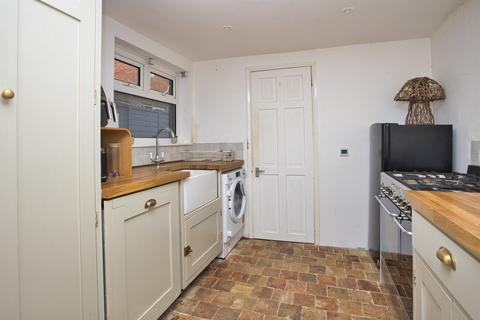 7 East Cliff, Folkestone, CT19 6BU