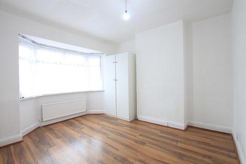 3 bedroom terraced house for sale, St. Peters Road, Southall UB1