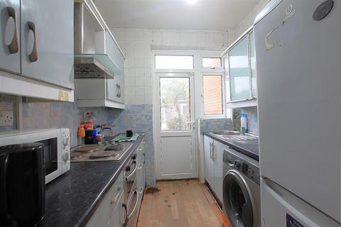 3 bedroom terraced house for sale, St. Peters Road, Southall UB1